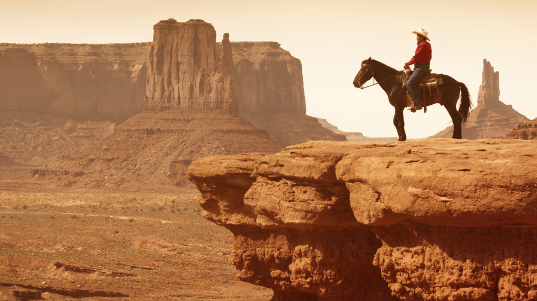 What is the difference between Western horse riding and English horse riding?