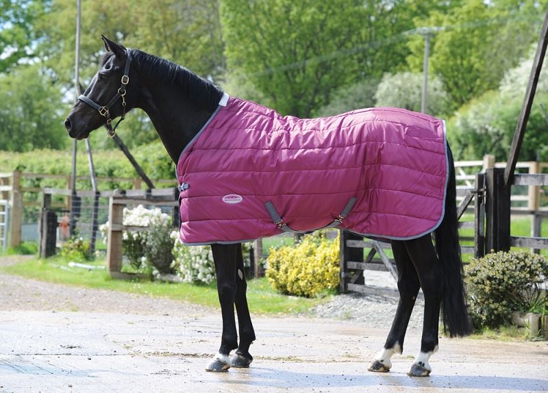 Weatherbeeta Channel Quilt 210D Standard Neck Extra Lite - Just Horse Riders