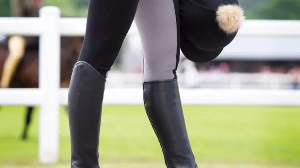 Our Top 10 Ladies Horse Riding Jodhpurs: Strutting in Style