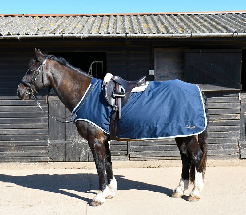 Rhinegold Fixed Chest Ride On Rug | Fast UK dispatch – Just Horse Riders