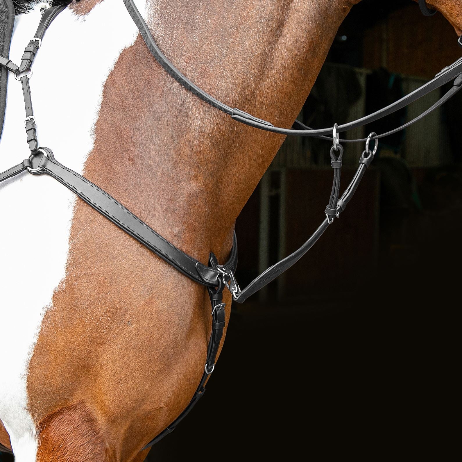 Velociti RAPIDA Ergonomic Breastplate - Just Horse Riders