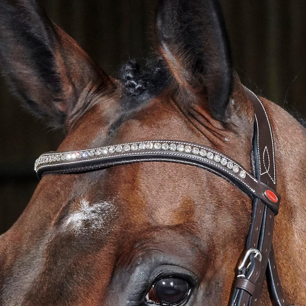 John Whitaker Chicago Perforated Anatomic Bridle (inc. 9-Loop Rubber Reins) - Just Horse Riders